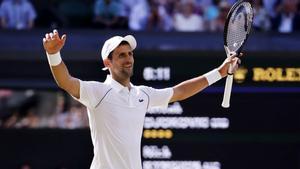 Novak Djokovic, tras ganar la final de Wimbledon ante Kyrgios.