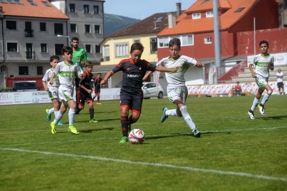 Los celestes vencen por la mínima al Pabellón Ourense en una bonita final