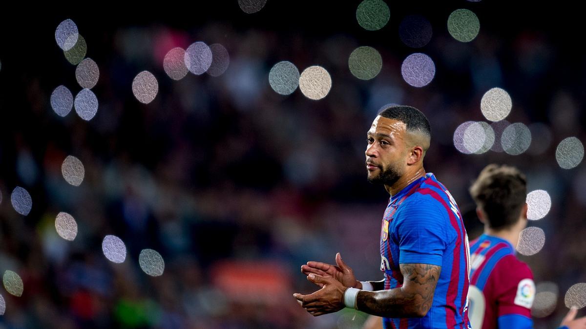 Memphis, tras marcar su gol al Mallorca en el Camp Nou.