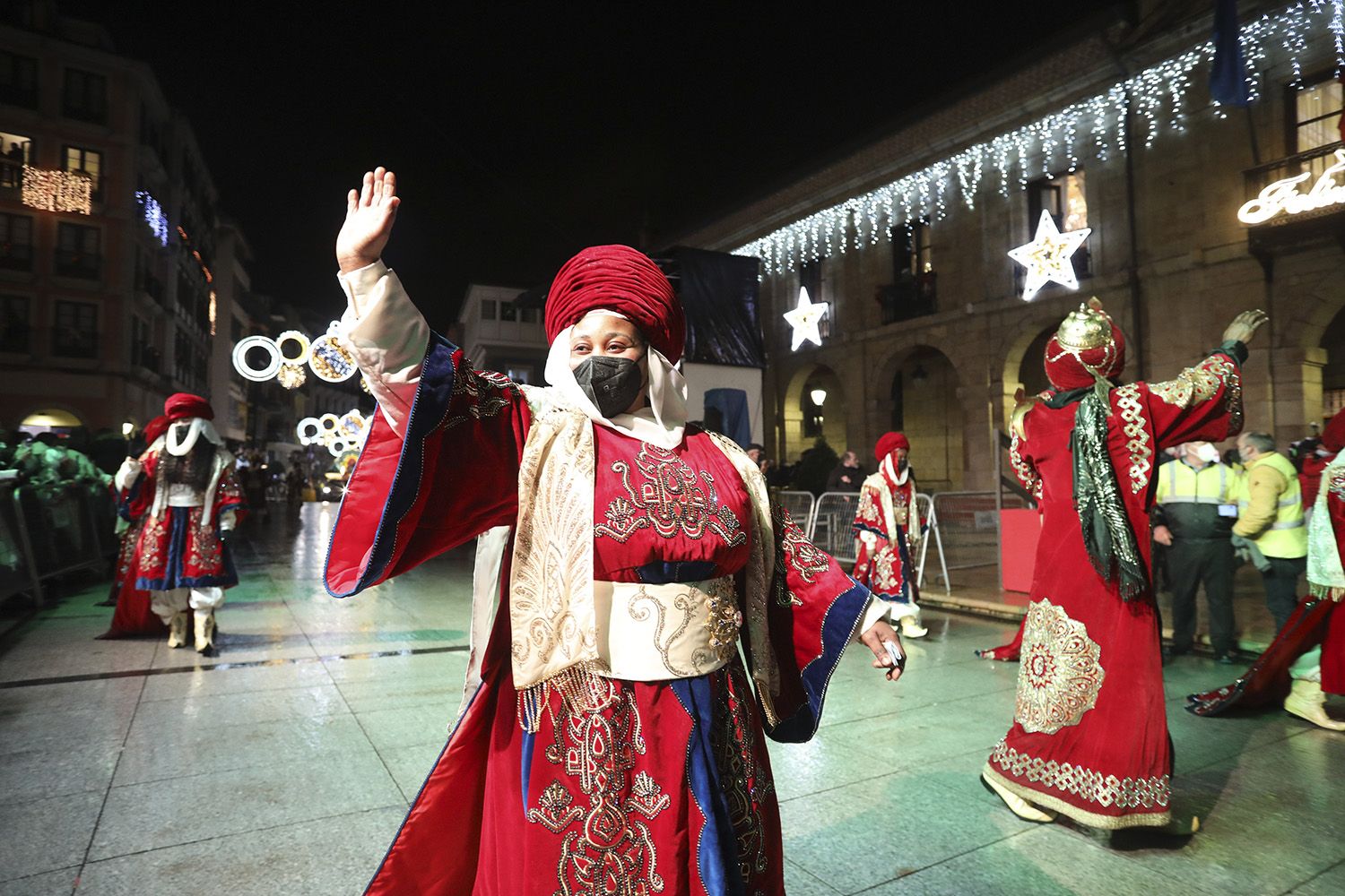 En imágenes: La cabalgata de los Reyes Magos en Oviedo