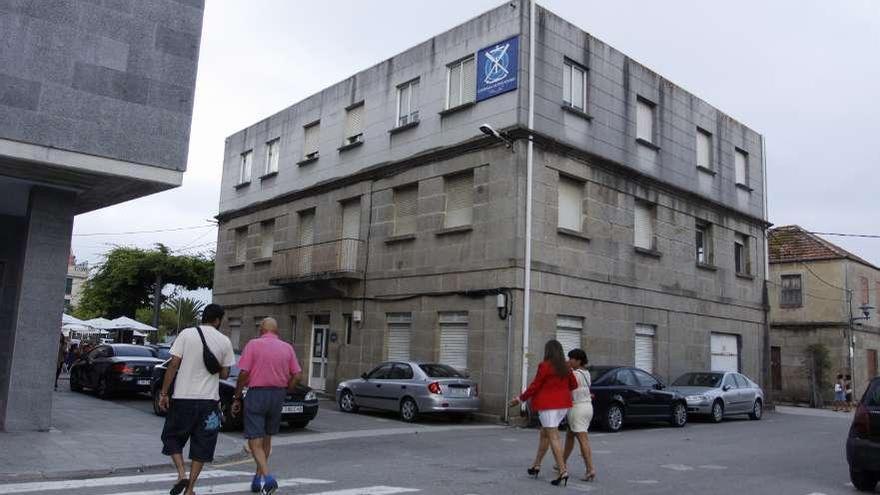 Casa de Labradores, sita en las inmediaciones del Concello de Cangas. // Gonzalo Núñez