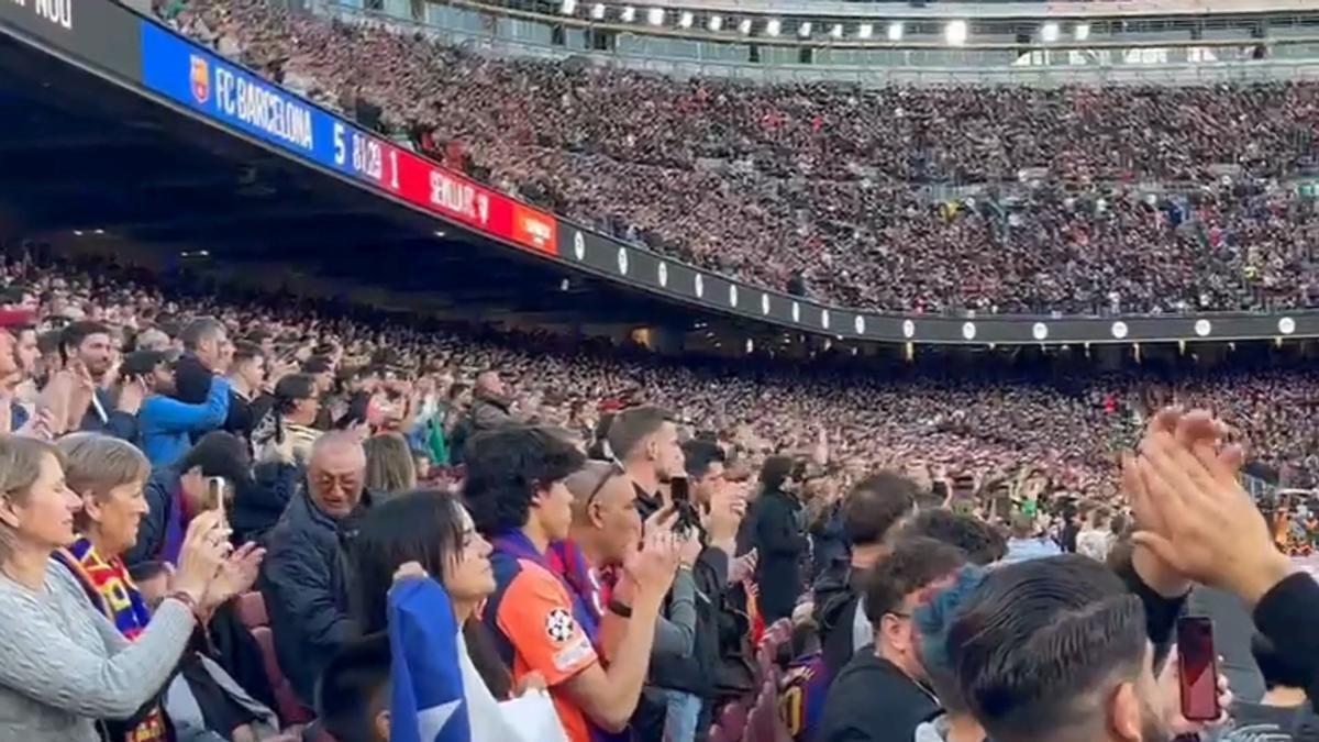 "Gavi, Gavi...": La enorme y emotiva ovación de un emocionado Camp Nou al regreso del '6'