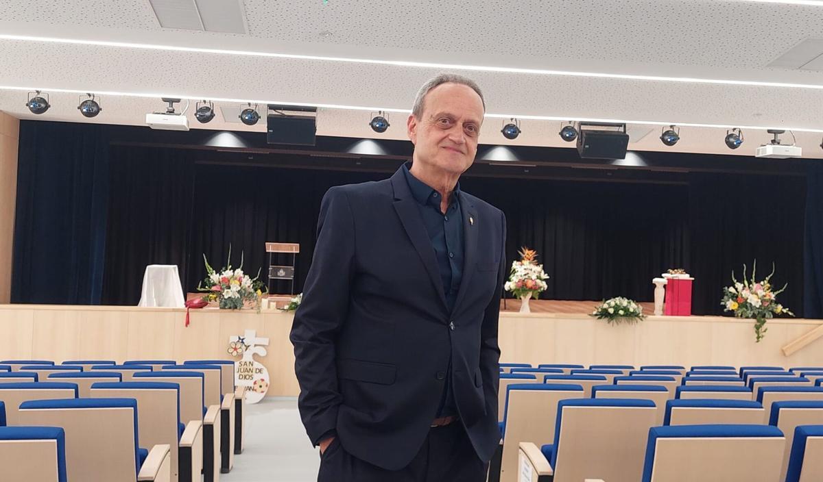 Ricardo Castellano Boada, homenajeado con la Granada de Oro en la Ciudad de San Juan de Dios