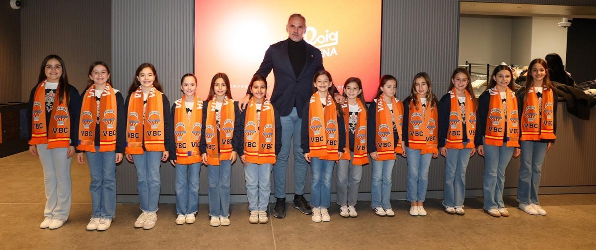 Marta y la corte infantil han tenido matinal de baloncesto