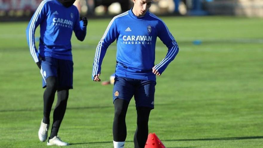 Azón, Francés, Nick y Baselga pasarán los test para entrenar con el primer equipo