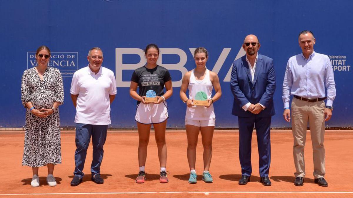Marta Soriano y Cristina Ramos, finalistas sub’16. | J. IZQUIERDO