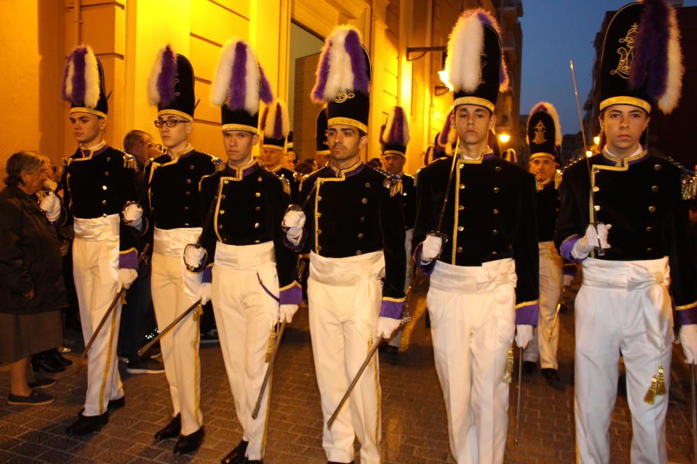 Procesión de la Dolorosa del Cabanyal con los Granaders de la Verge