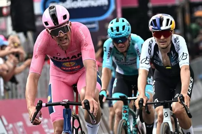 La etapa 5 del Giro de Italia, en imágenes