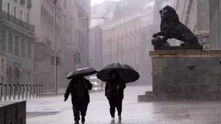 España se prepara para otra semana de lluvias y vientos huracanados antes de un posible cambio de tiempo