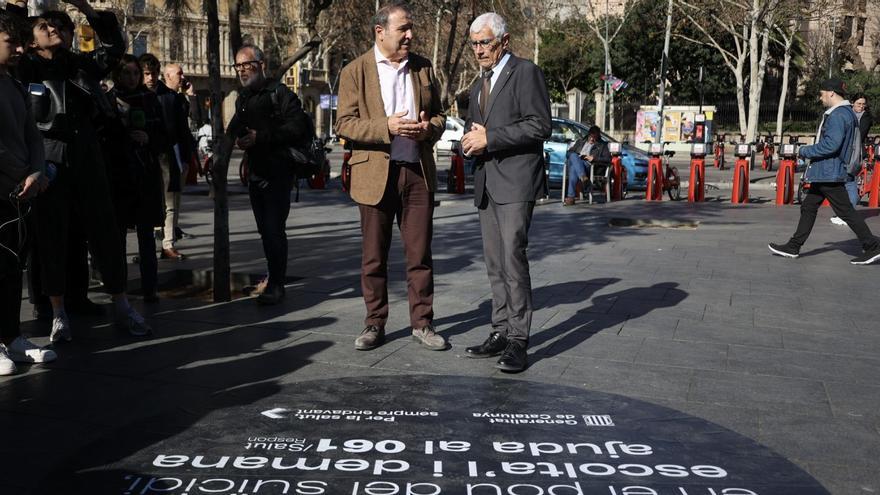El conseller de Salut, Manel Balcells, presentant la campanya per evitar suïcidis