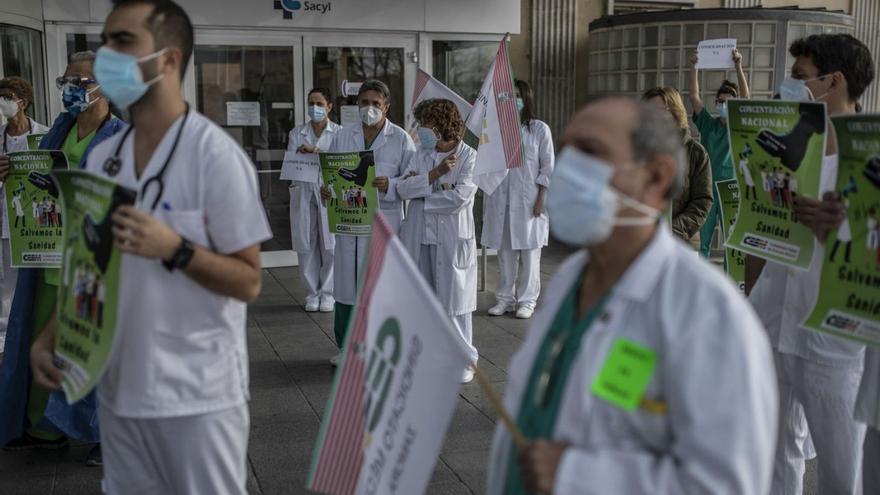 Zamora necesita cubrir la jubilación de 350 médicos durante la próxima década