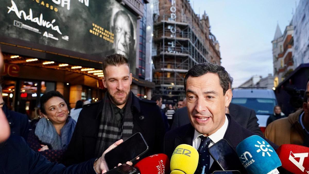 El presidente andaluz, Juan Manuel Moreno, presenta en Londres una campaña de promoción de Andalucía.