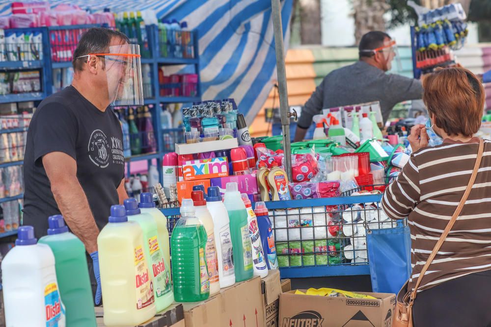 Sólo alimentación y productos de primera necesidad