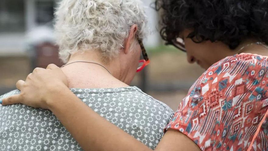 Hacienda beneficiará con 1.150 euros a las personas que vivan con personas mayores de 65 años