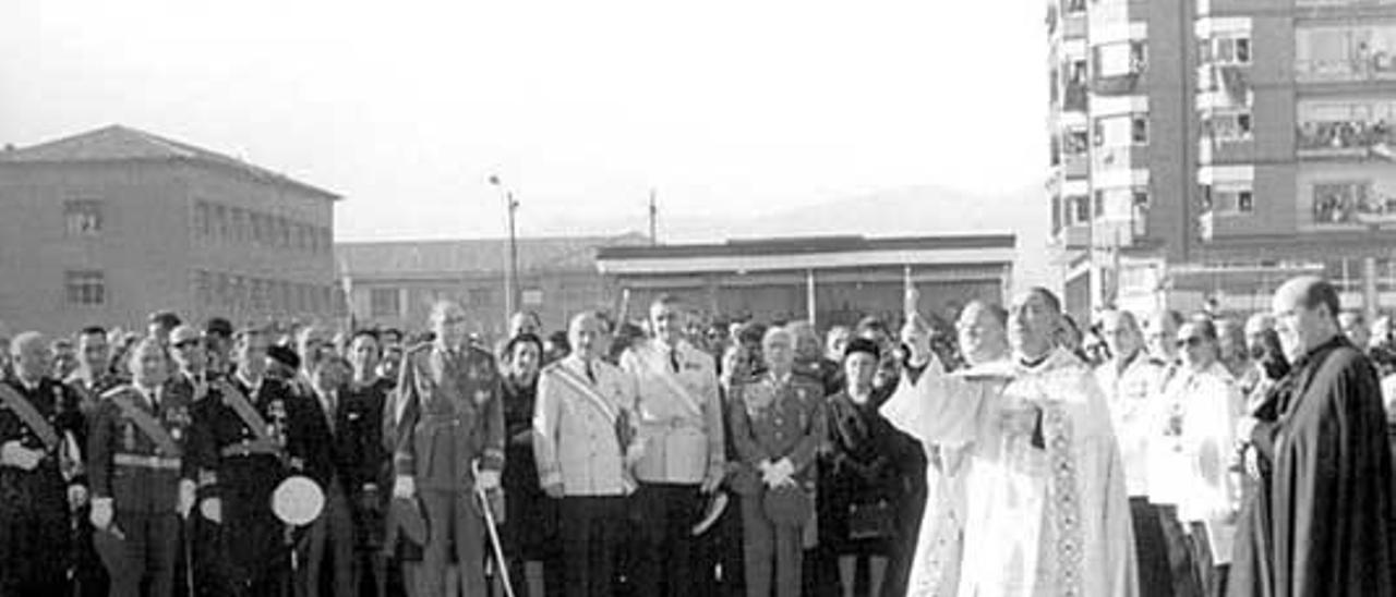 Inauguración de la plaza de la Gesta en 1964.