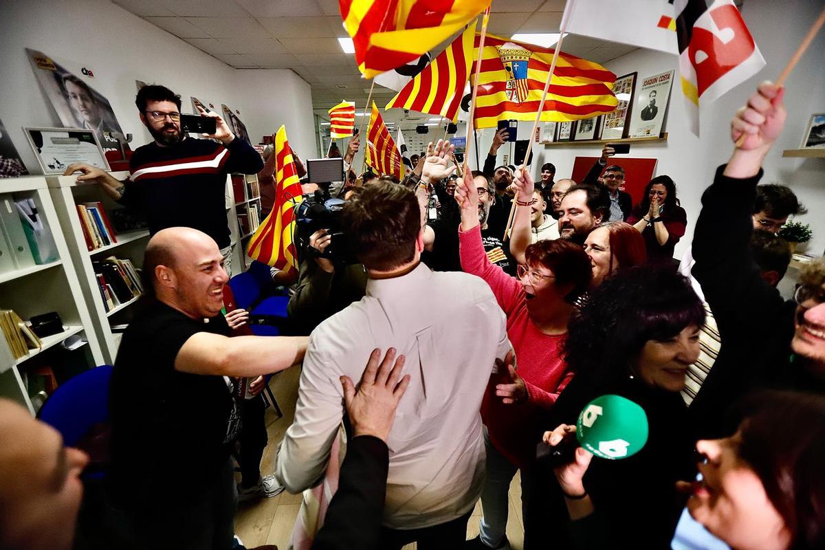 En imágenes | Euforia en Chunta Aragonesista (CHA) que duplica sus escaños