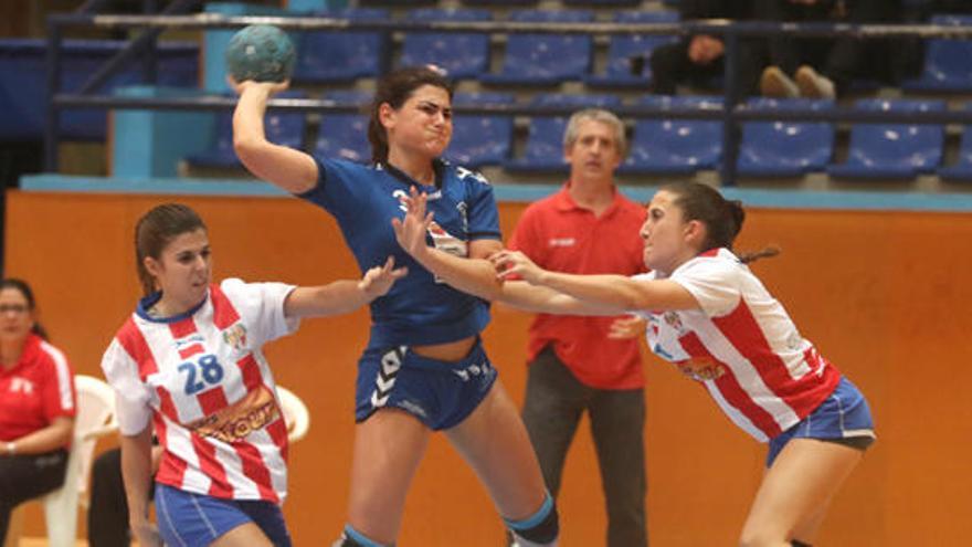 Imagen del partido entre el Puchi y el Sant Joan Despí.