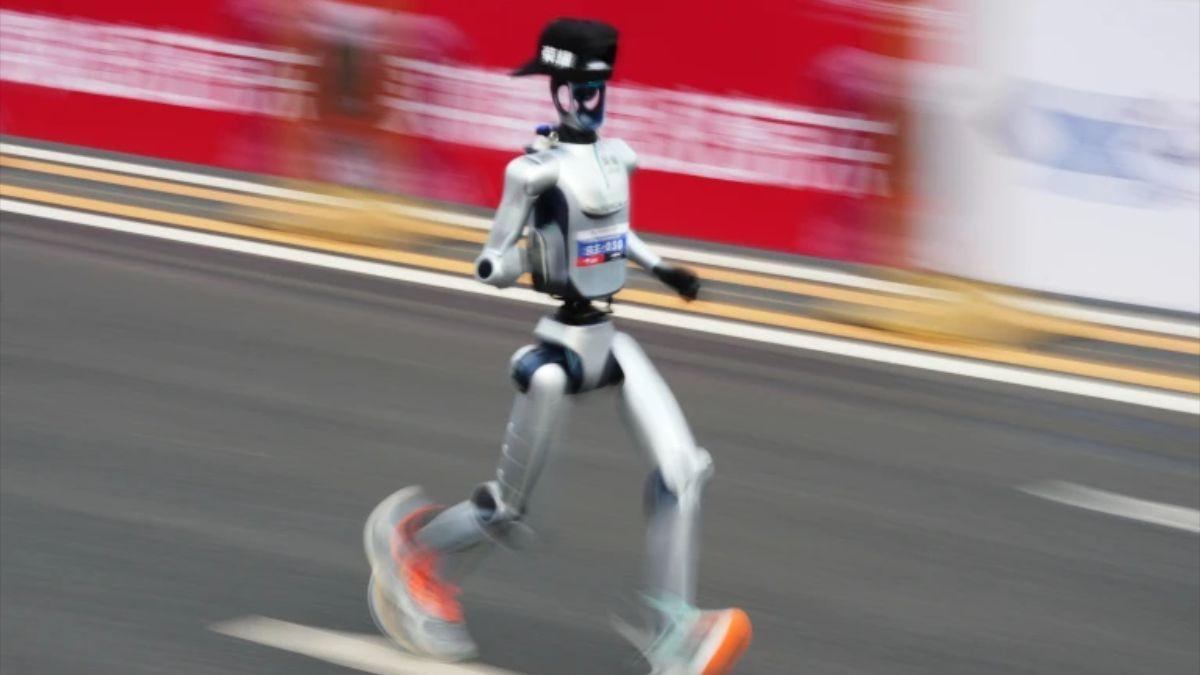 Uno de los robots desarrollados por empresas chinas que participaron de la competencia.