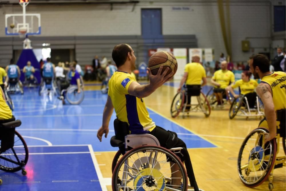 Baloncesto sobre ruedas en el Príncipe de Asturias