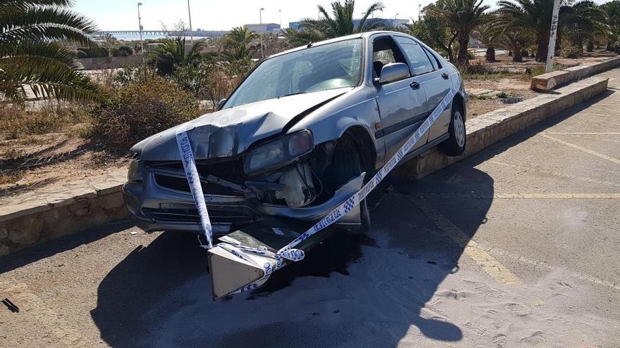 Imagen de cómo quedó el coche.