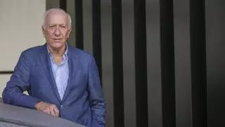 Agustín Azparren, exmagistrado y abogado que cumple 50 años de actividad profesional: "Dejé la judicatura porque percibí el deterioro de la independencia entre poderes"