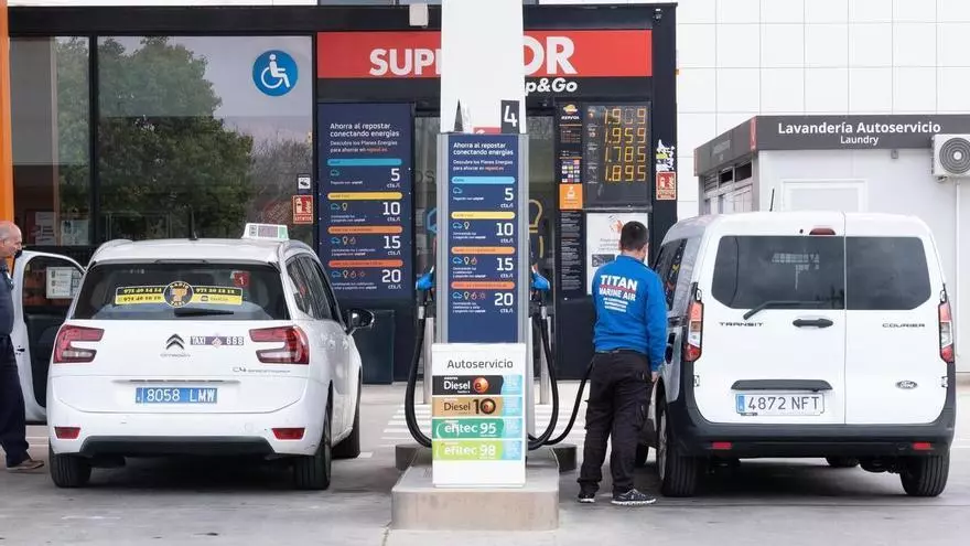 VÍDEO | El precio máximo del gasóleo en Mallorca se pone por las nubes y ya supera la barrera de los dos euros por litro