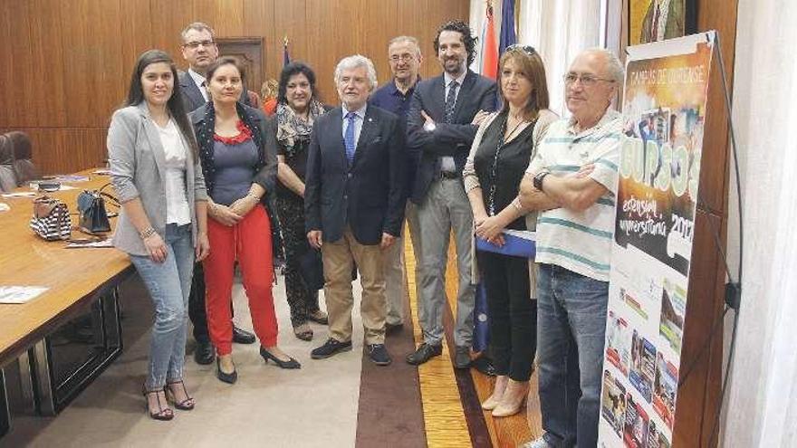 Los directores de los cursos, en la Diputación. // Iñaki Osorio