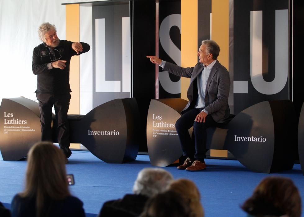 Les Luthiers visitan el colegio Condado de Noreña