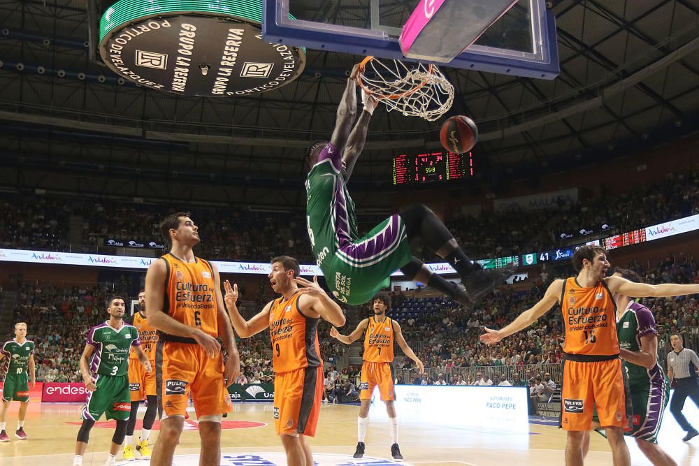 El conjunto de Luis Casimiro, con un inspirado Alberto Díaz (20 puntos), debuta en la Liga Endesa imponiéndose al Valencia Basket