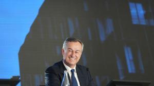 El hasta ahora CEO de Banco Sabadell, César Gónzalez-Bueno, durante una rueda de prensa para presentar los resultados de la entidad, en la sede del Banco Sabadell, a 6 de febrero de 2026, en Sant Cugat del Vallès, Barcelona, Catalunya (España). Banco Sabadell cerró el ejercicio de 2025 con un beneficio neto de 1.775 millones de euros, un 2,8% menos que en 2024, según ha informado en un comunicado remitido a la Comisión Nacional del Mercado de Valores (CNMV) este viernes. Junto a los resultados, ha anunciado una recompra de acciones de 800 millones de euros. 06 FEBRERO 2026 David Zorrakino / Europa Press 06/02/2026. César Gónzalez-Bueno;David Zorrakino;