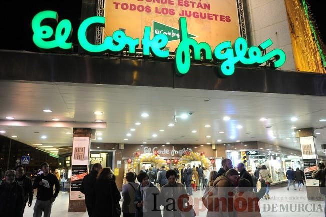 Encendido del árbol de Navidad en El Corte Inglés de Murcia