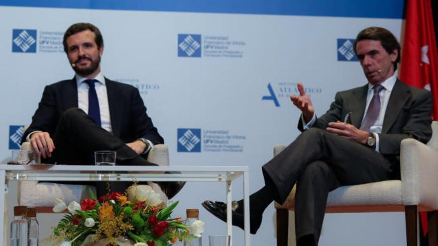 Aznar: "Casado debe confrontar con Vox"