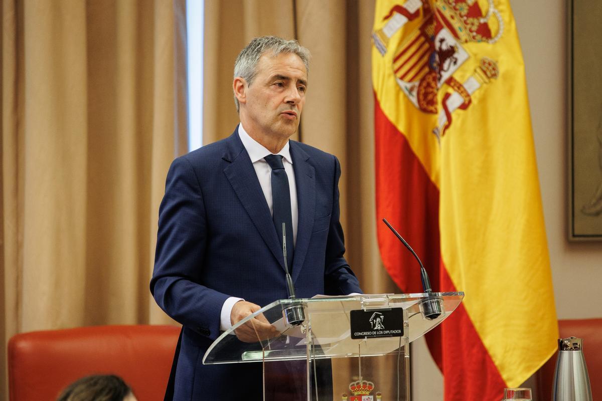 El presidente de la Fundación de Víctimas del Terrorismo, Tomás Caballero, en el Congreso.