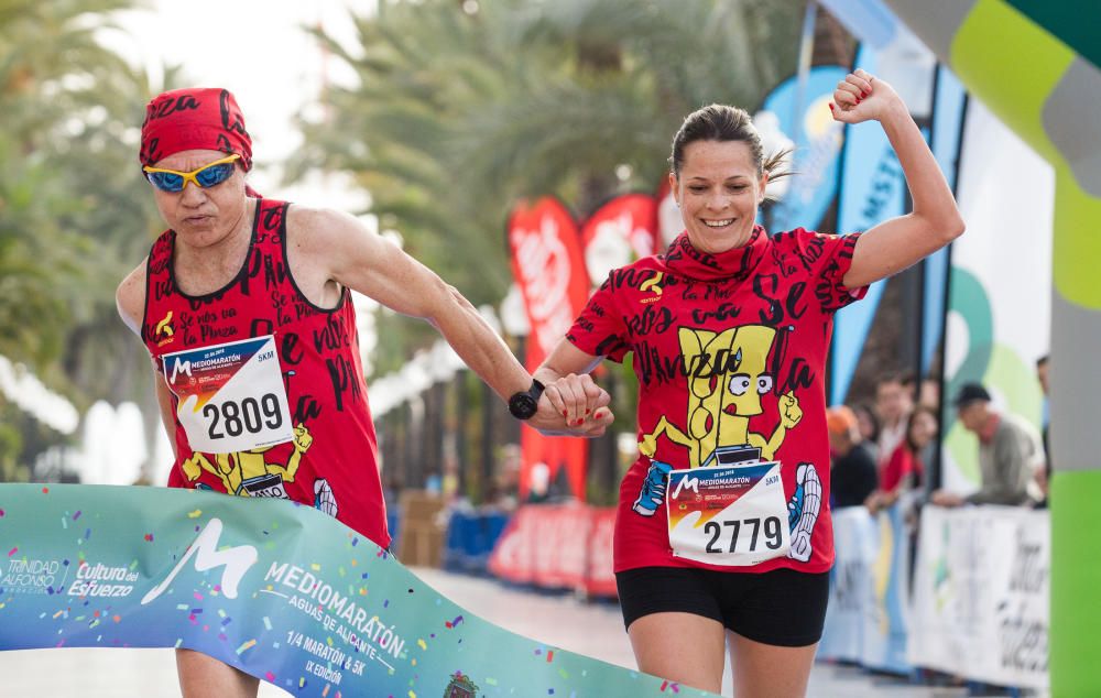 Hamid se adjudica el Medio Maratón de Alicante.