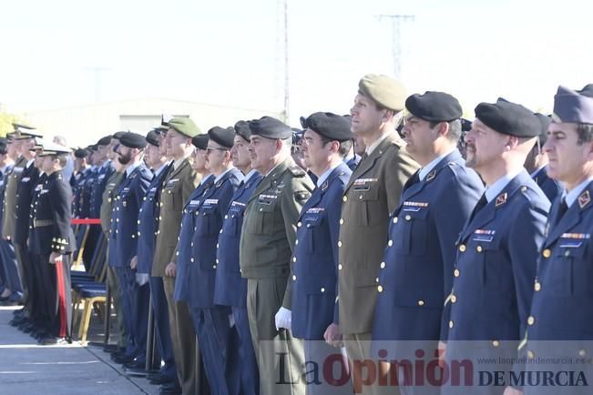 Homenaje al primer salto paracaidista militar en la Base Aérea de Alcantarilla