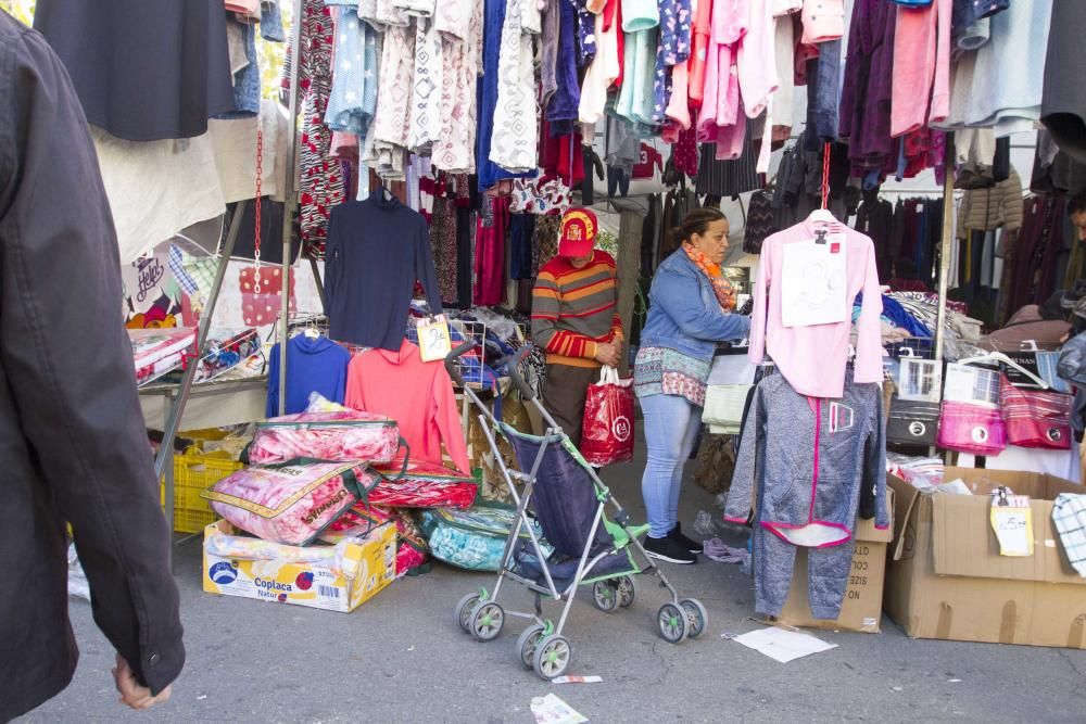 Mercadillo semanal del Cénit