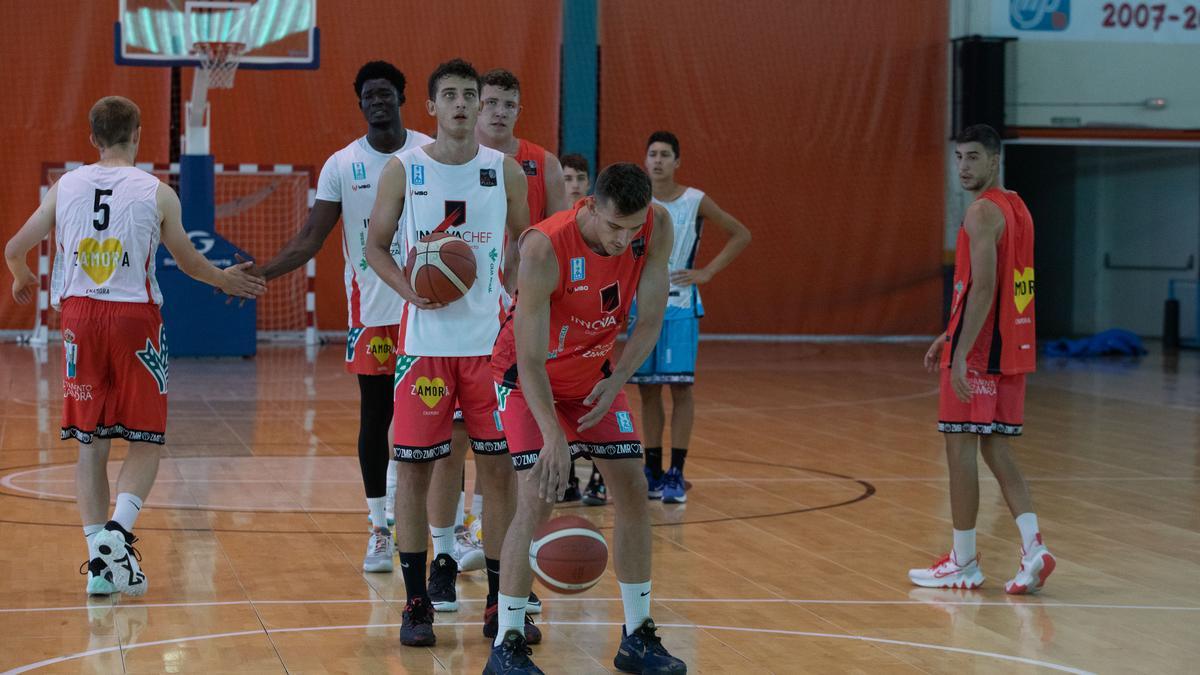 Entrenamiento del CB Zamora