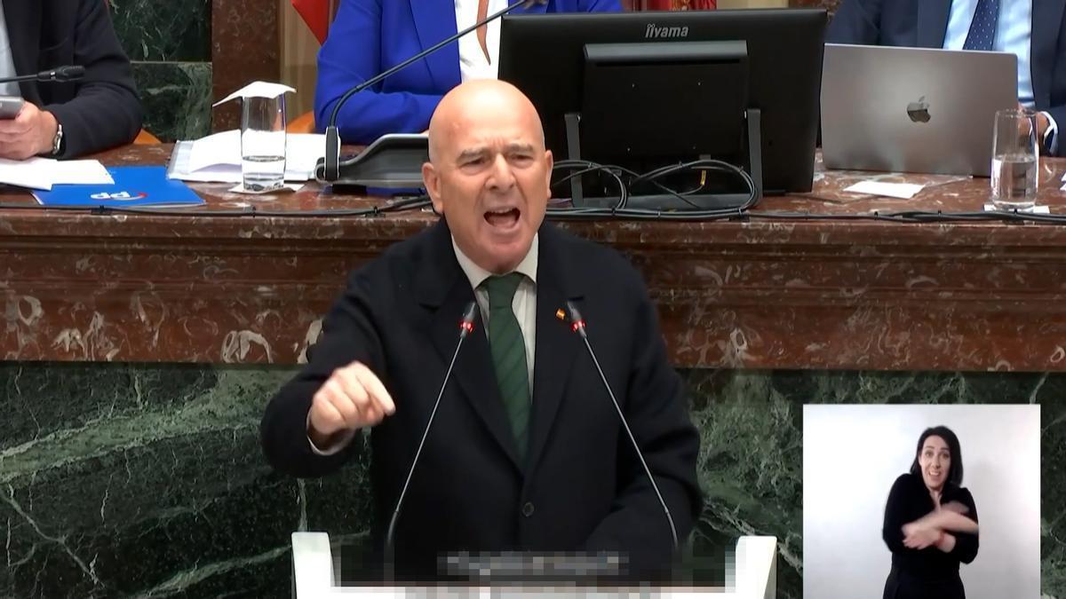 Un diputado de Vox afirma que hay que “combatir incluso con violencia” el aborto y la eutanasia