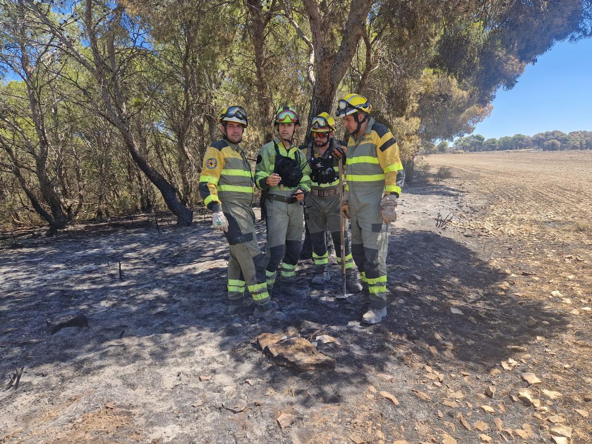 En imágenes I El operativo del Infoar en el sector 1 del incendio de Leciñena, este viernes En imágenes I El operativo del Infoar en el sector 1 del incendio de Leciñena, este viernes
