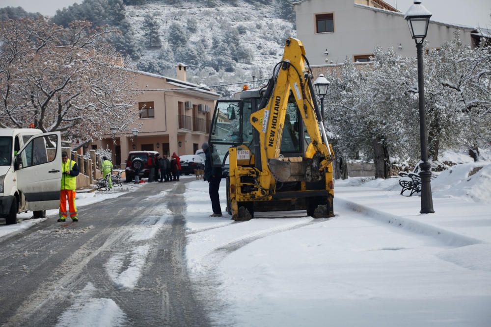 La nieve cubre la comarca de l'Alcoià