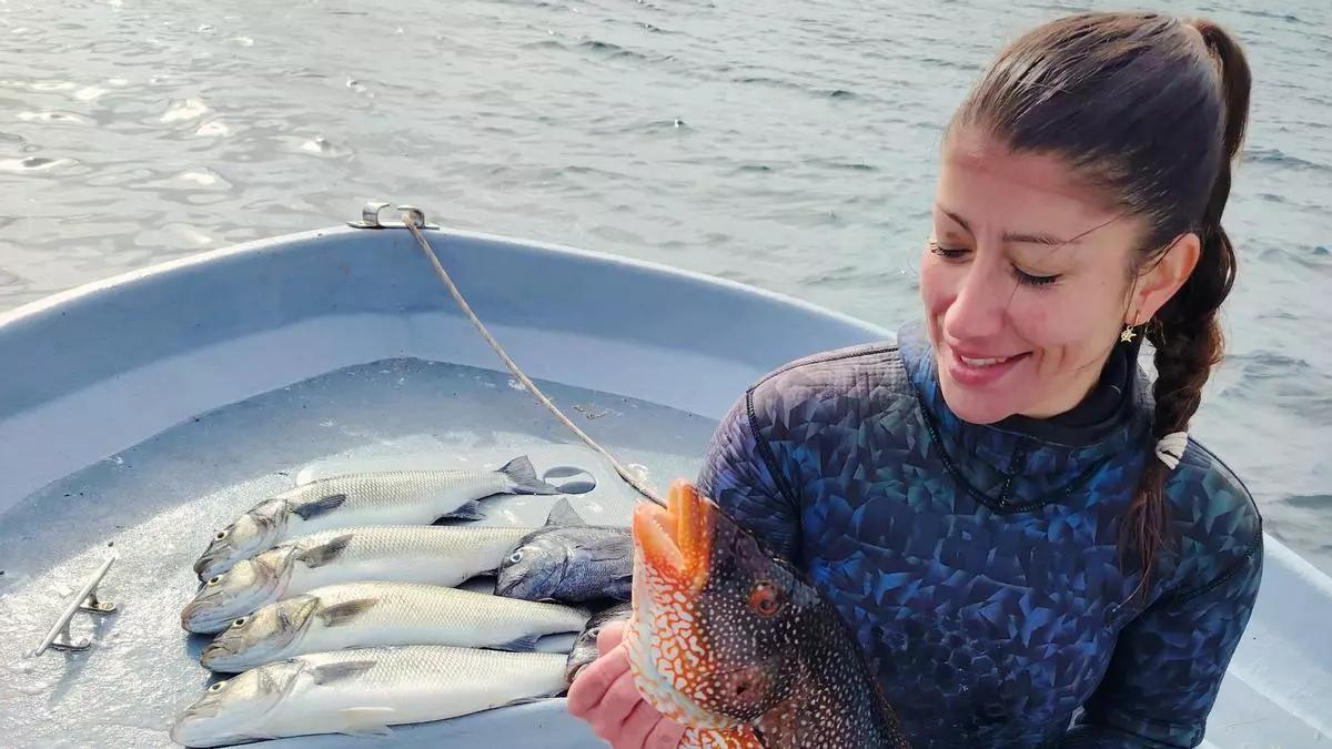 Sandra Osorio, campeona de España de pesca submarina: «Era un deporte de hombres y nadie quería venir conmigo»