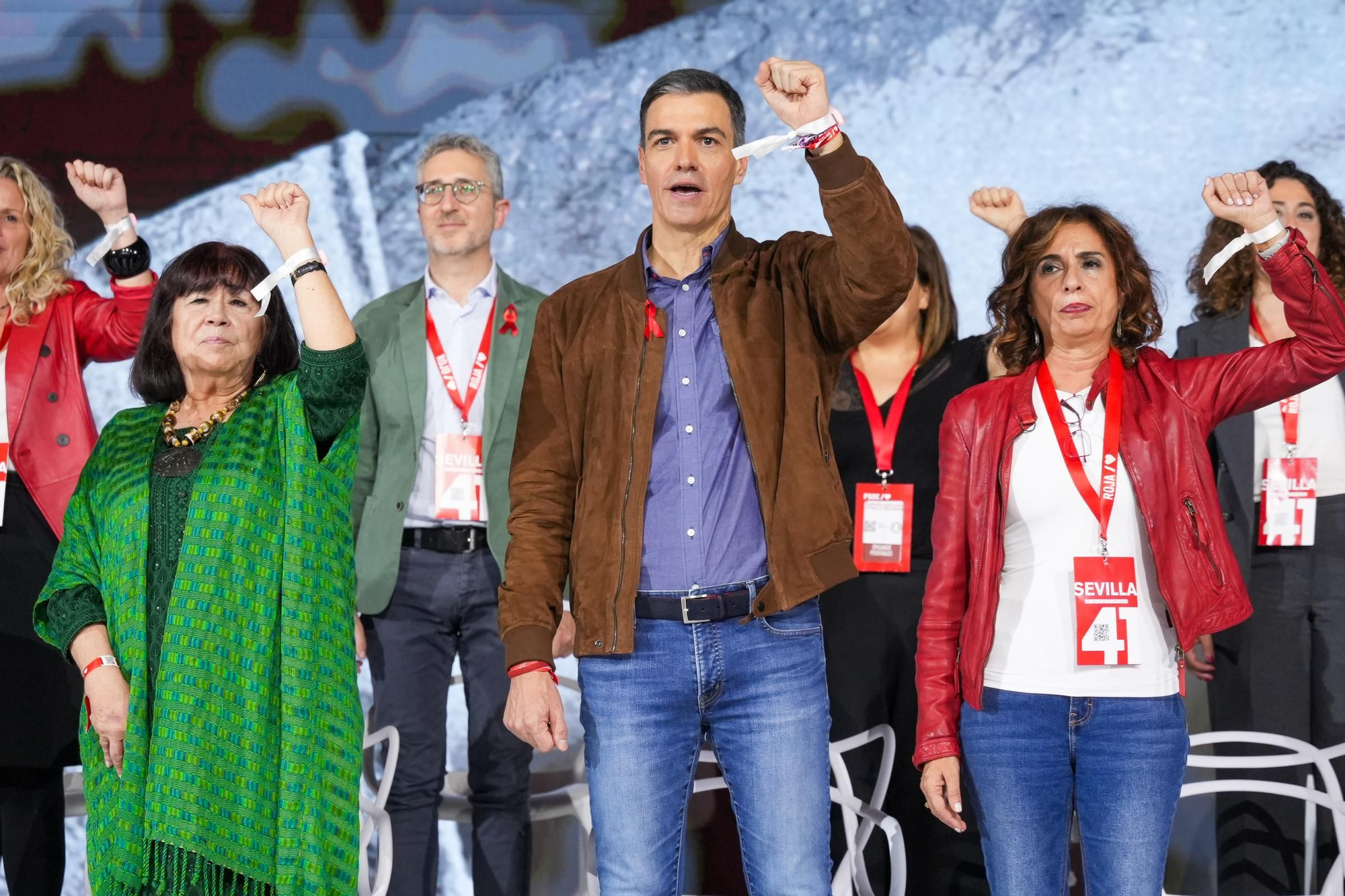 El presidente del Gobierno, Pedro Sánchez, durante la clausura del 41 congreso federal del PSOE, este domingo en Sevilla. 