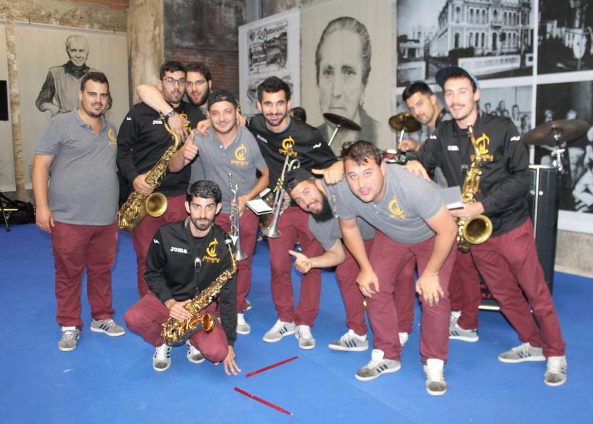 San Félix estalla a ritmo de fanfarria