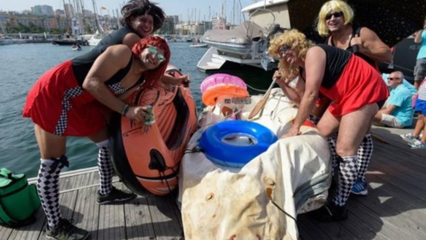 Izado de banderas de la ARC y regata &#039;Dinguies&#039;