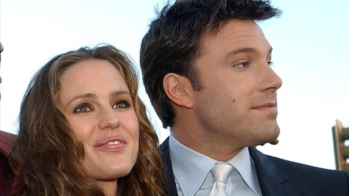 fimedio2941275   file  jennifer garner and ben affleck pose at a 160406134531