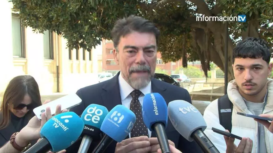 Luis Barcala: "Yo no voy a dejar de construir ni una vivienda social porque lo diga la izquierda"