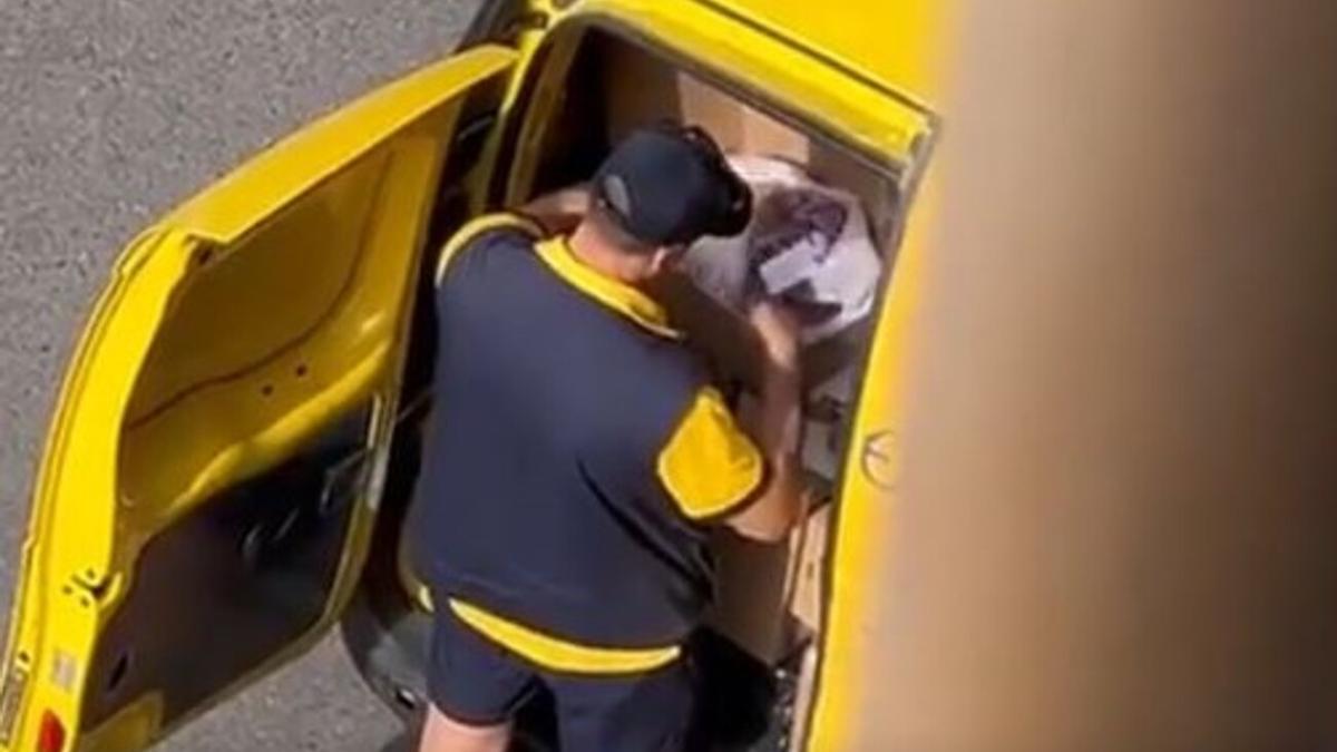 Correos despide a un repartidor por robar un paquete: “Lo poco que envían a Canarias a veces no llega”