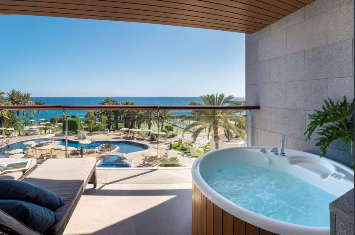 Habitación Premium Radisson Blu Resort, Gran Canaria.
