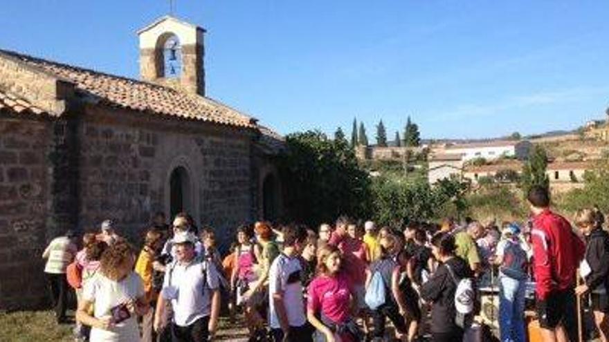 Parada per esmorzar a la capella de Sant Honorat