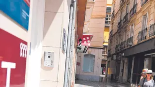 Las comunidades de vecinos tienen la llave para vetar los pisos turísticos en la Región